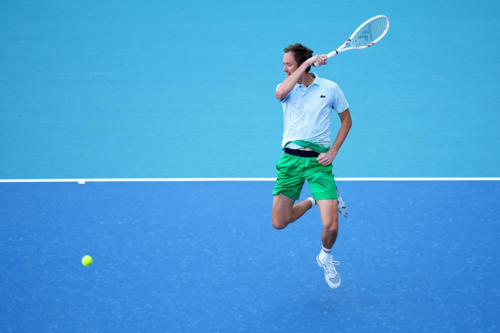 战战兢兢 战战兢兢