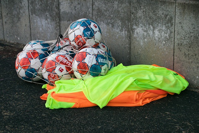 当他身穿勒 当他身穿勒